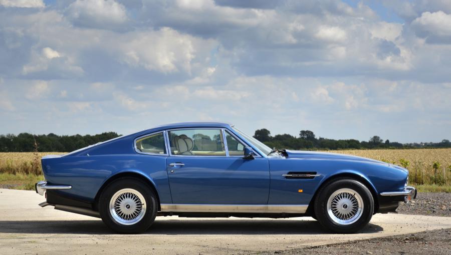 Aston Martin V8 7.0 Litre Coupe 1989 года  (фото 15 из 20)